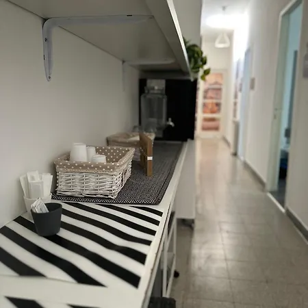 Casa Sofia Affittacamere Aeroporto di Catania Fontana Rossa
