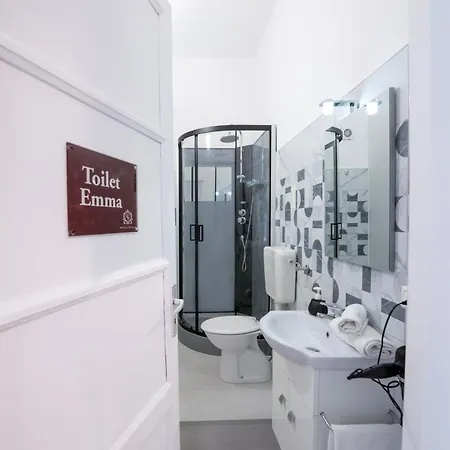 בית הארחה Casa Sofia